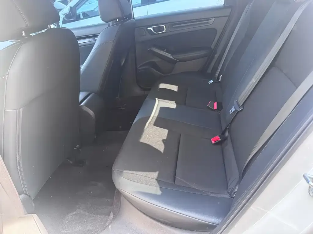 Honda Civic — фото 2
