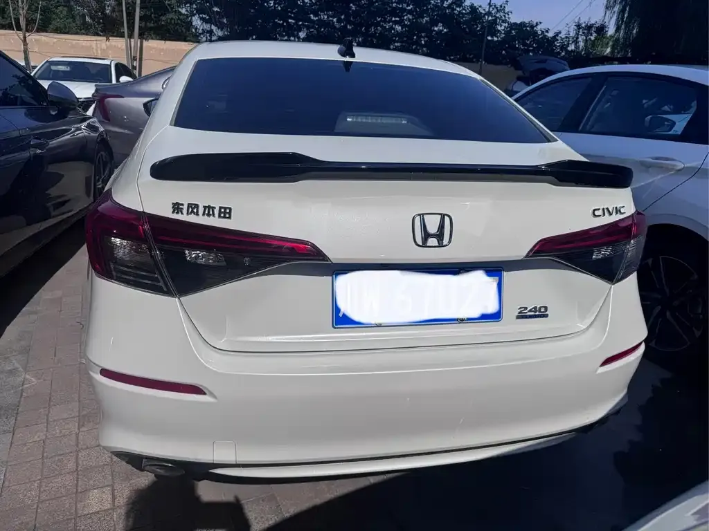 Honda Civic — фото 4