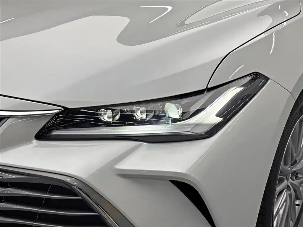 Toyota Avalon 2024 из CN, фото 2