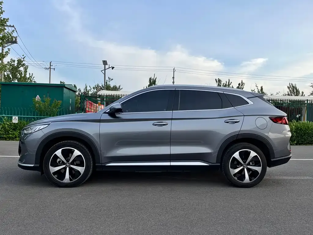 BYD PLUS New Energy — фото 6