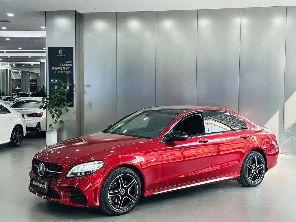 Mercedes-Benz C-Class — фото 1