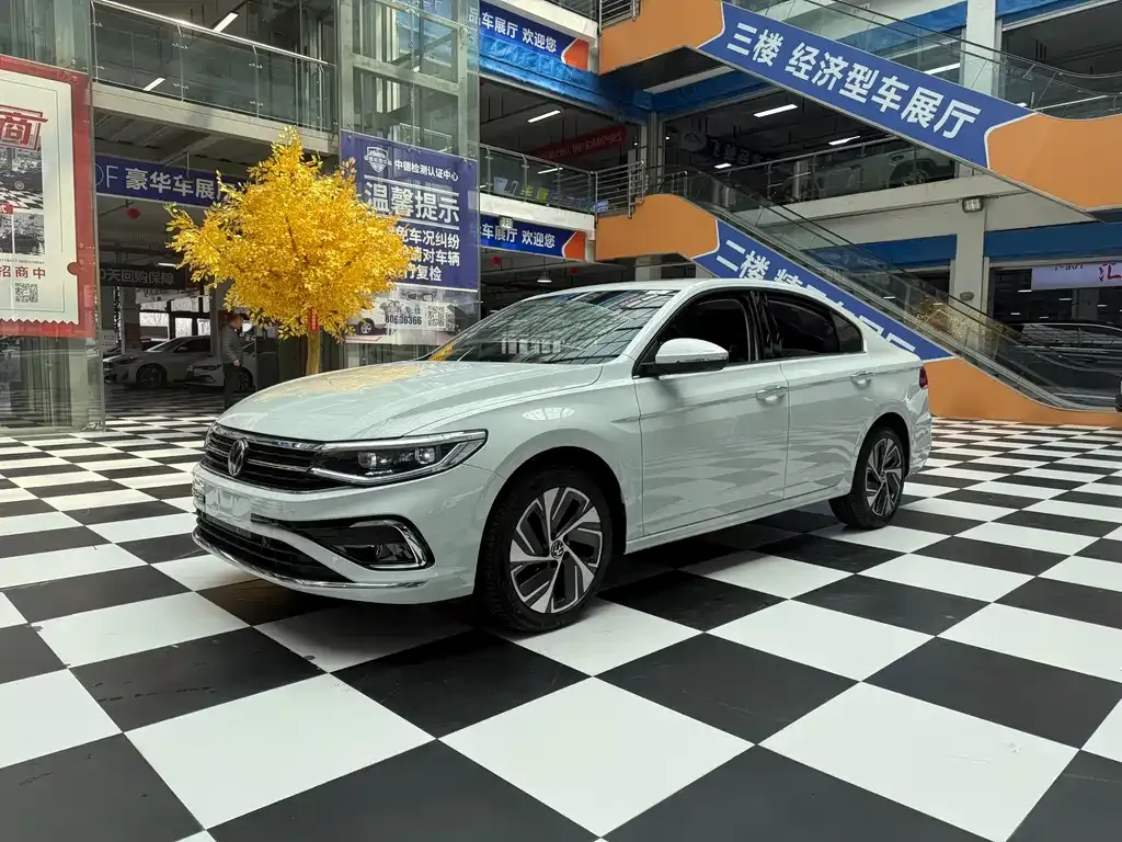 Volkswagen Bora 2023 из CN, фото 1