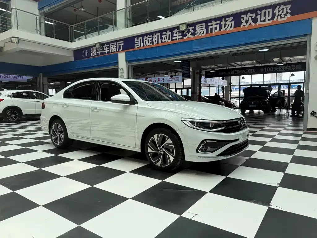 Volkswagen Bora 2023 из CN, фото 6