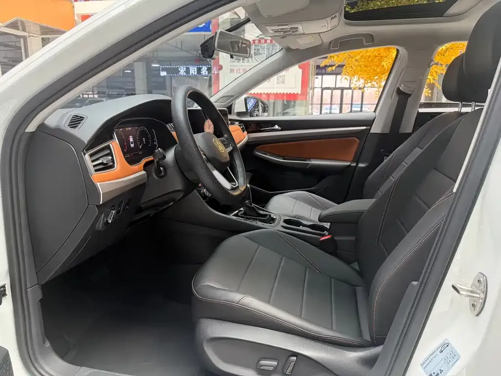 Volkswagen Bora 2023 из CN, фото 4