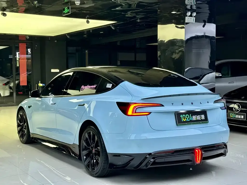 Tesla Model 3 2024 из CN, фото 7