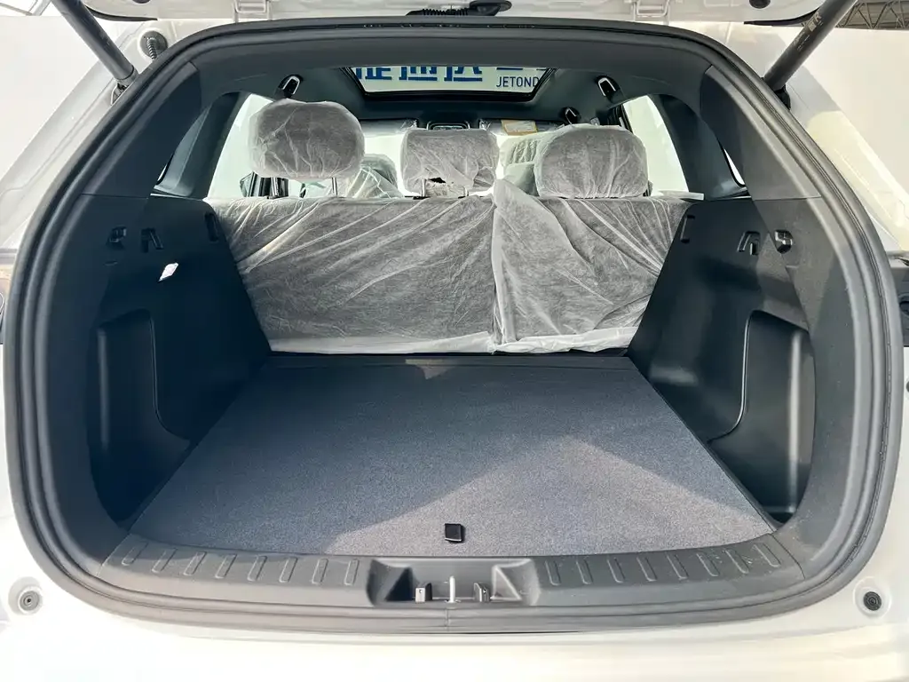 Changan CS75PLUS — фото 2