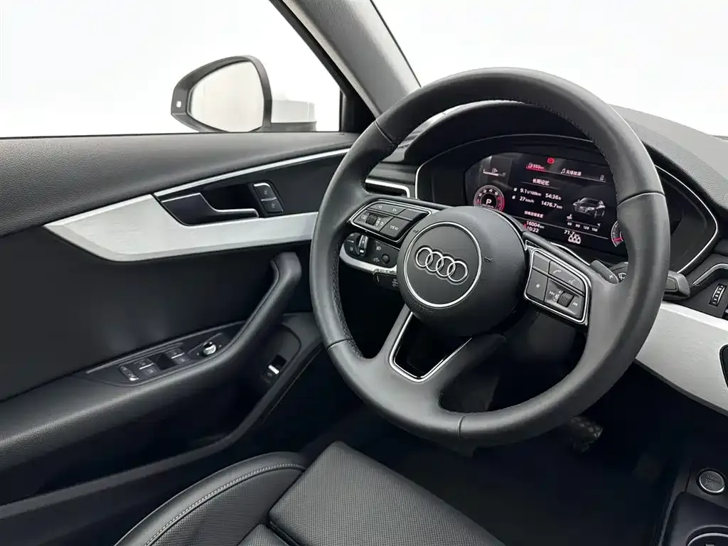 Audi A4L — фото 9