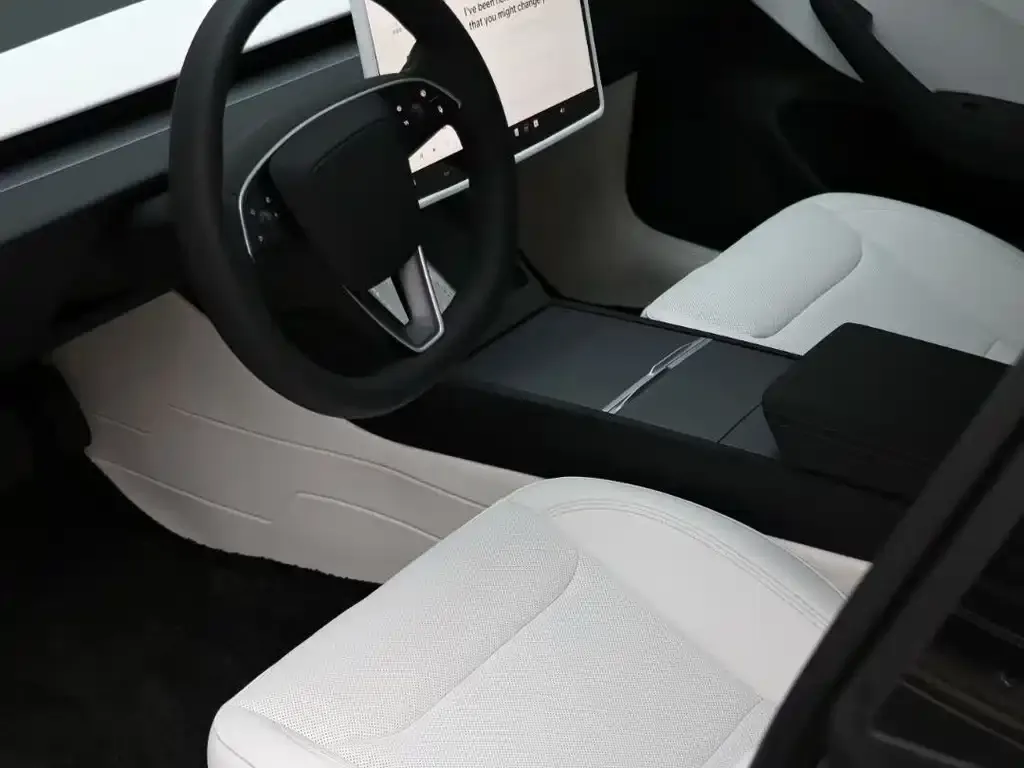 Tesla Model 3 — фото 6