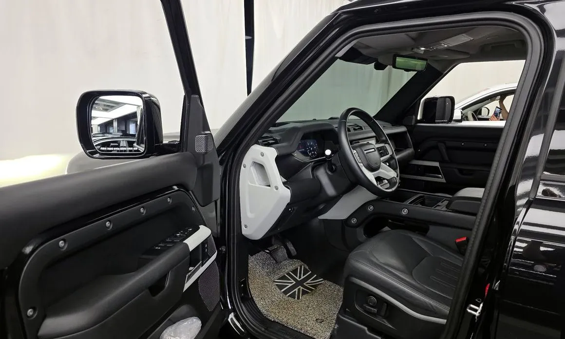 Land Rover Defender 2022 из KR, фото 10