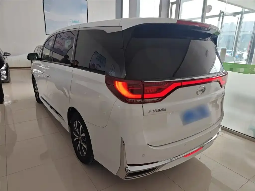 GAC Motor Trumpchi M8 — фото 8