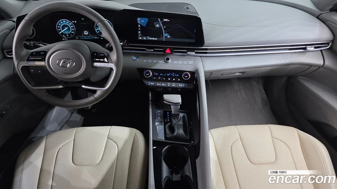 Hyundai AVANTE — фото 4