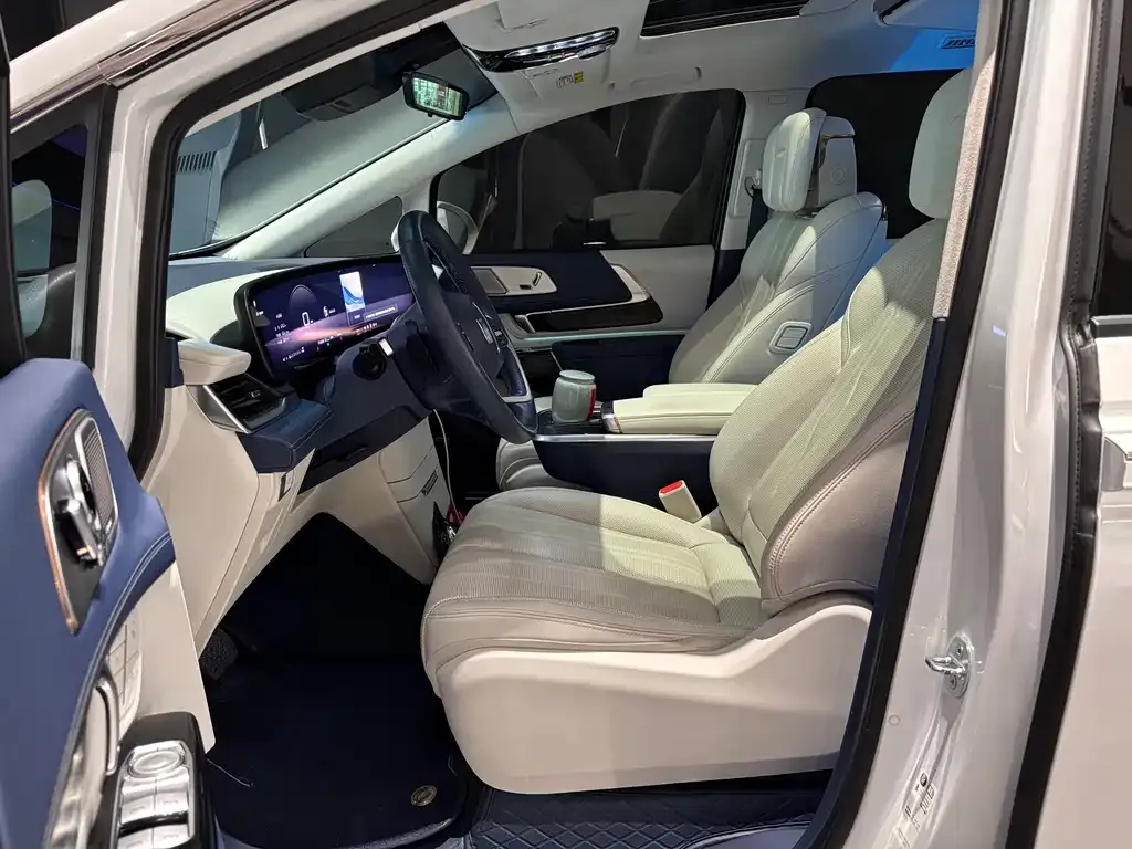 Buick Century 2023 из CN, фото 10