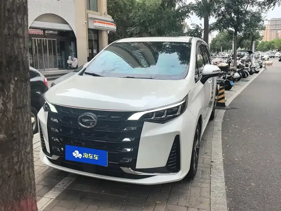 GAC Motor Trumpchi M6 — фото 10