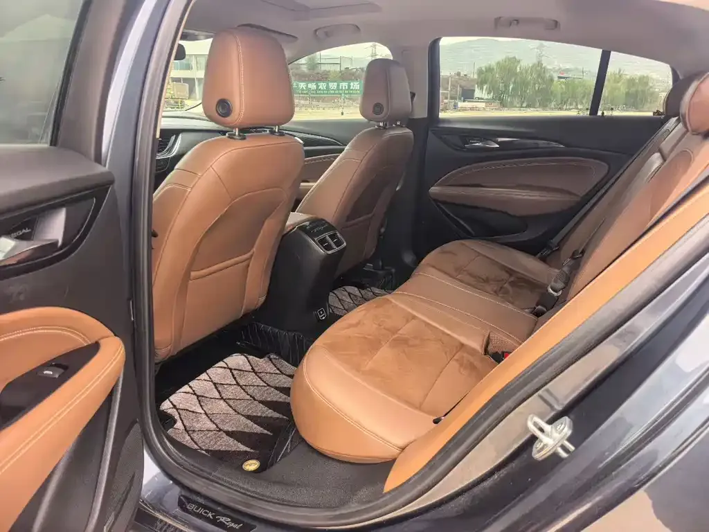 Buick Regal — фото 7