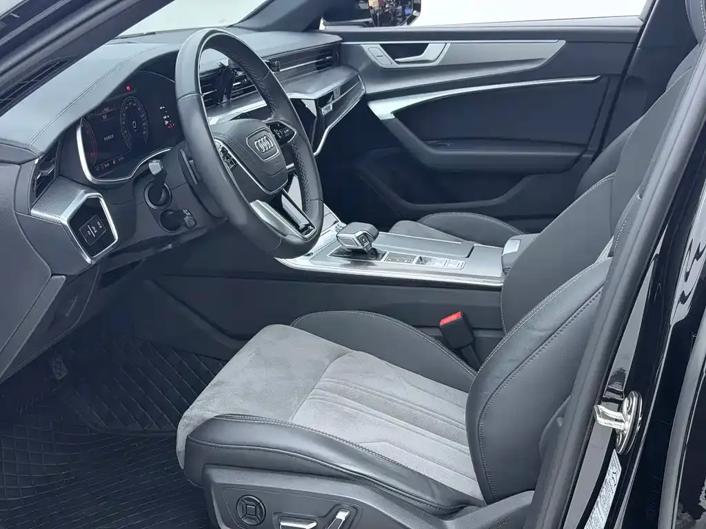 Audi A6L 2024 из CN, фото 2
