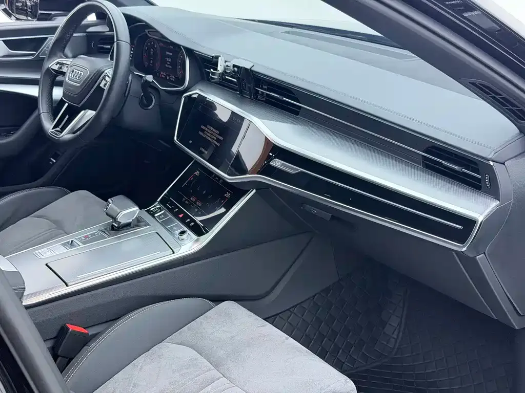 Audi A6L 2024 из CN, фото 3