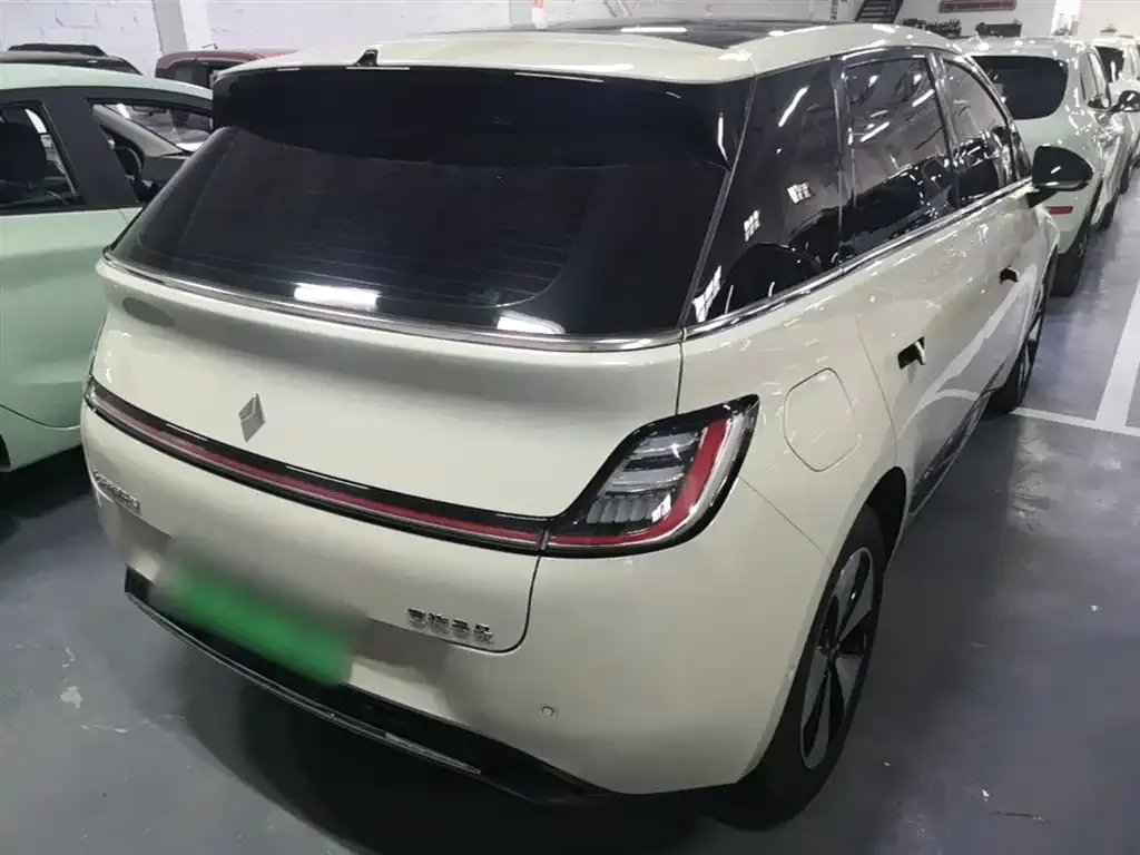 Baojun Yunduo — фото 3