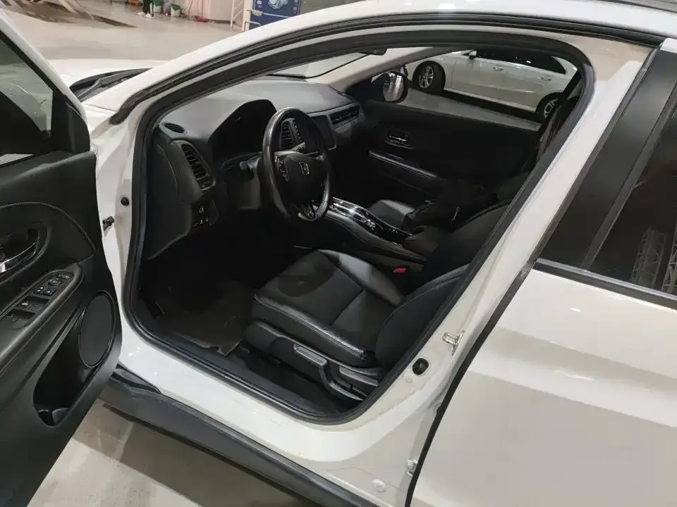 Honda Vezel 2021 из CN, фото 5