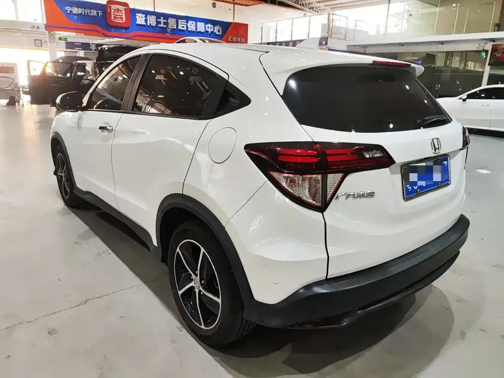 Honda Vezel 2021 из CN, фото 7