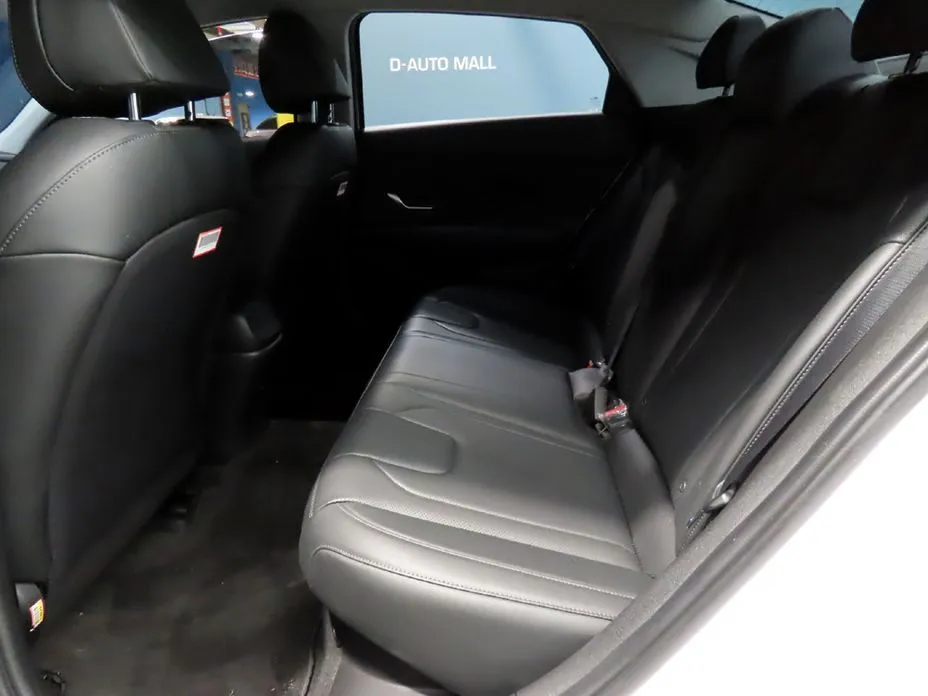 Hyundai AVANTE 2021 из KR, фото 4