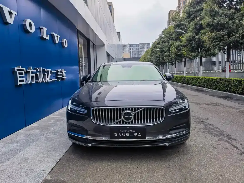 Volvo S90 — фото 9