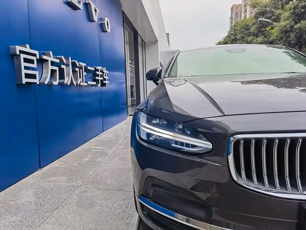 Volvo S90 — фото 7