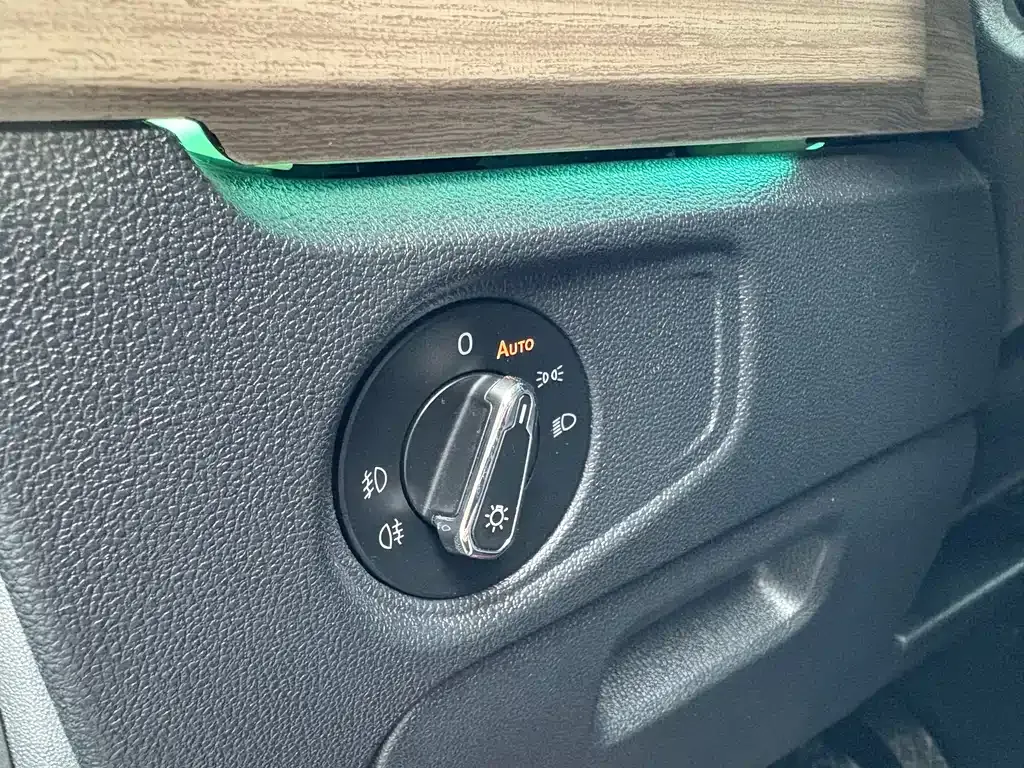 Volkswagen Passat — фото 7