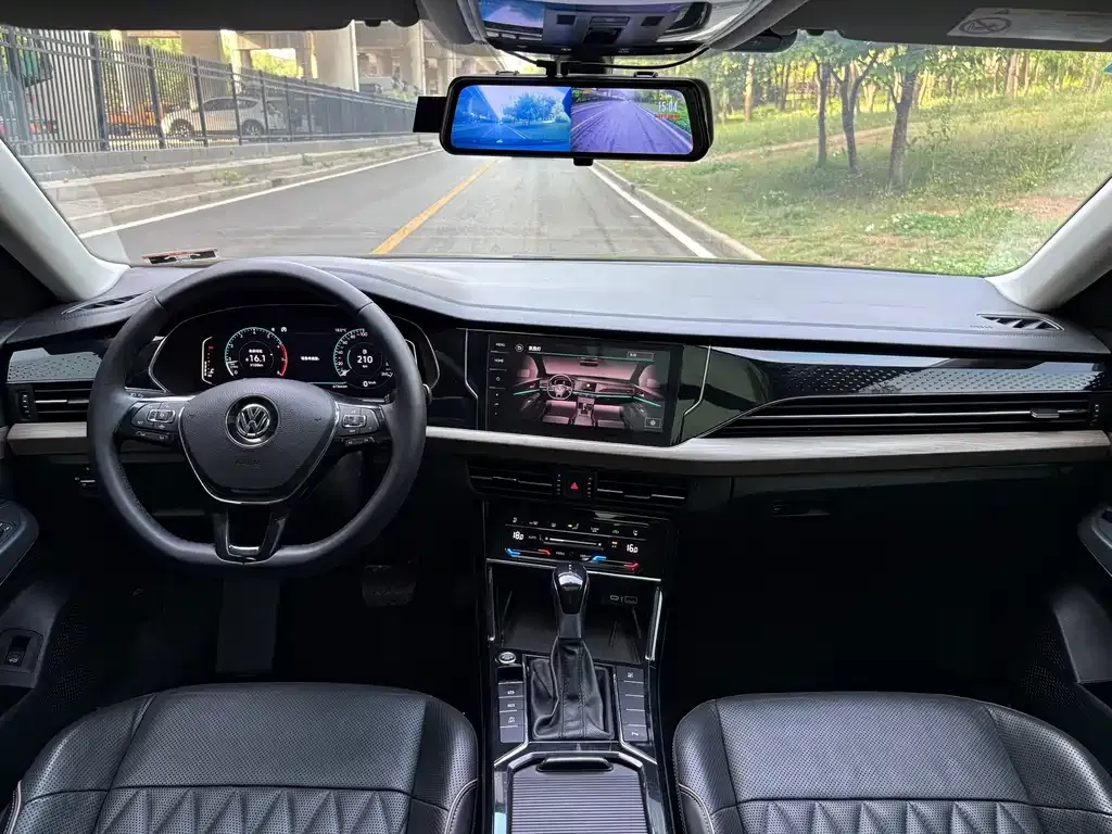 Volkswagen Passat — фото 4