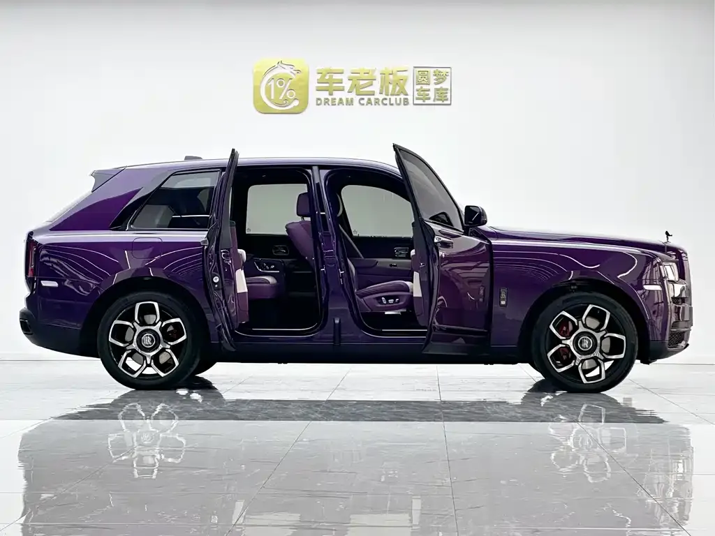 Rolls-Royce Cullinan — фото 10