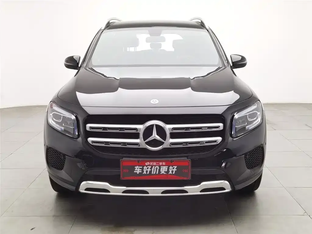 Mercedes-Benz GLB — фото 3