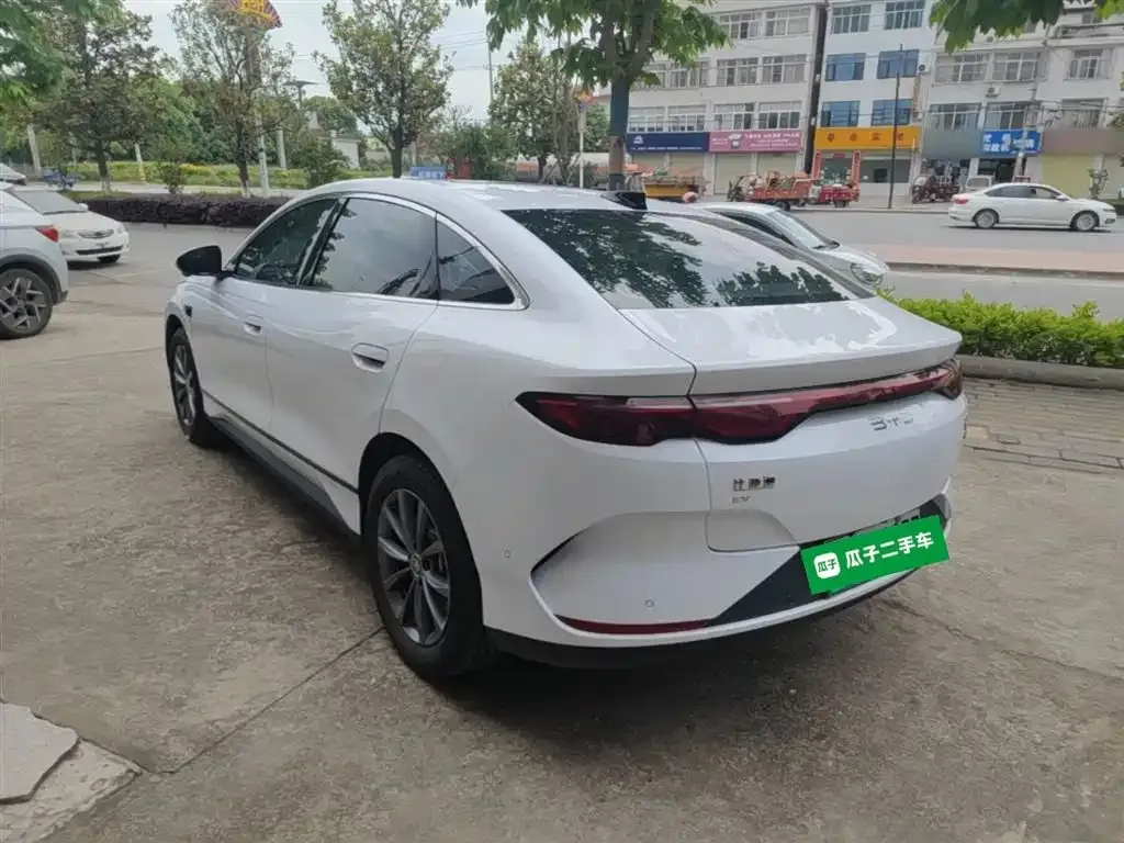 BYD Qin L — фото 5
