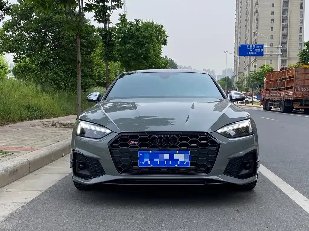 Audi S5 2023 из CN, фото 2