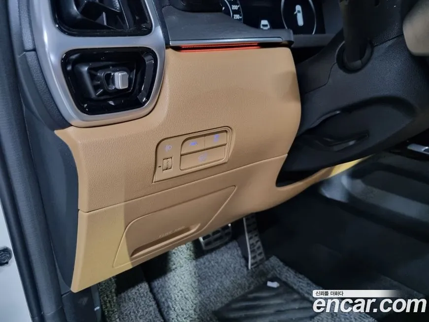 Kia Sorento — фото 5