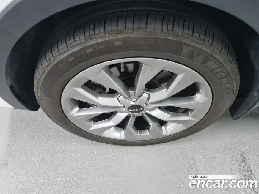 Kia Sorento — фото 9