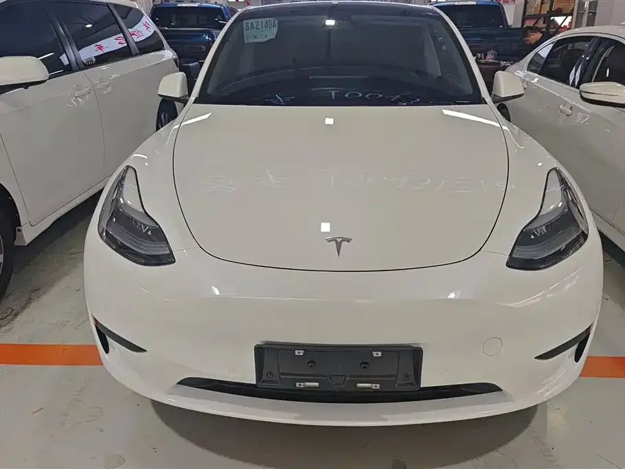 Tesla Model Y — фото 7
