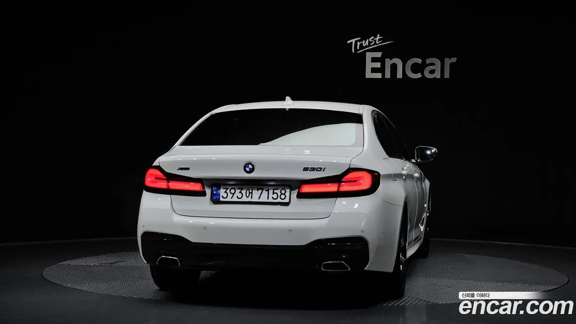 BMW 5-Series 2021 из KR, фото 2