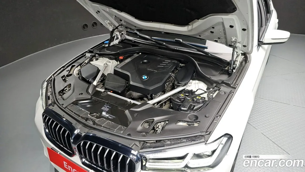 BMW 5-Series 2021 из KR, фото 10