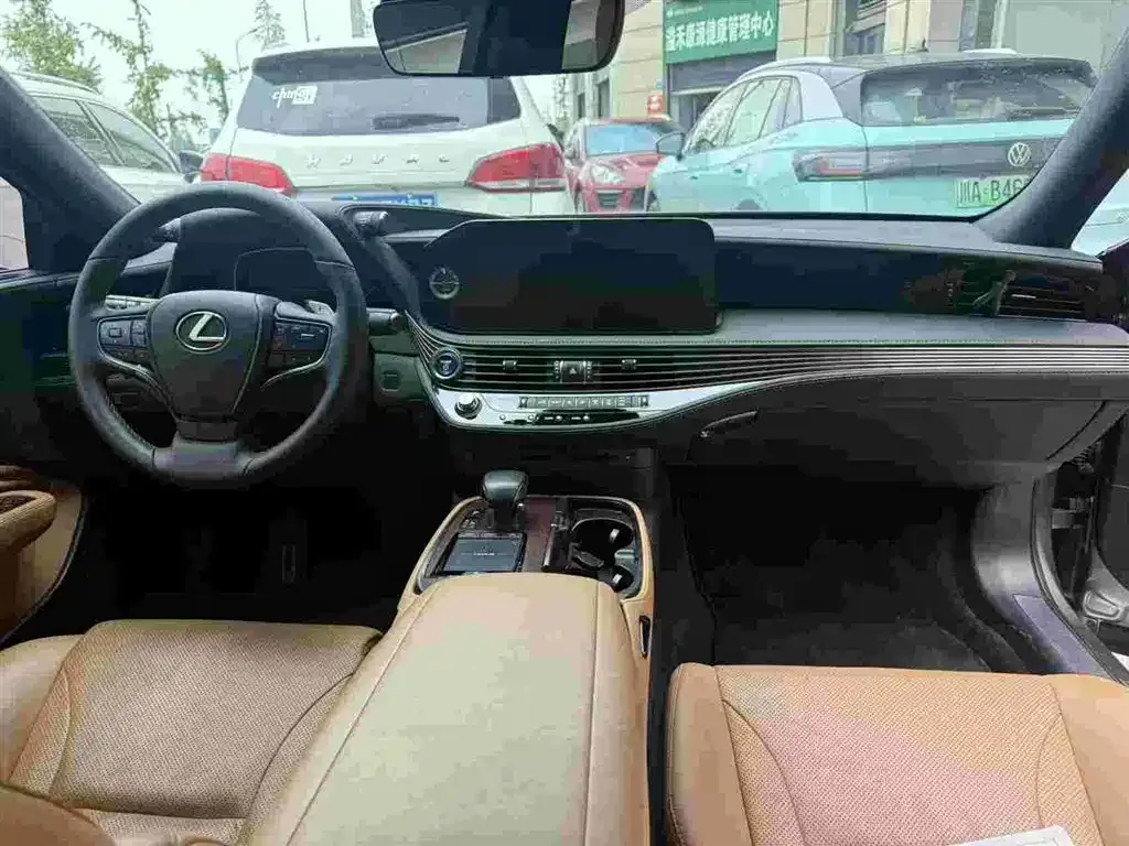 Lexus LS 2021 из CN, фото 2