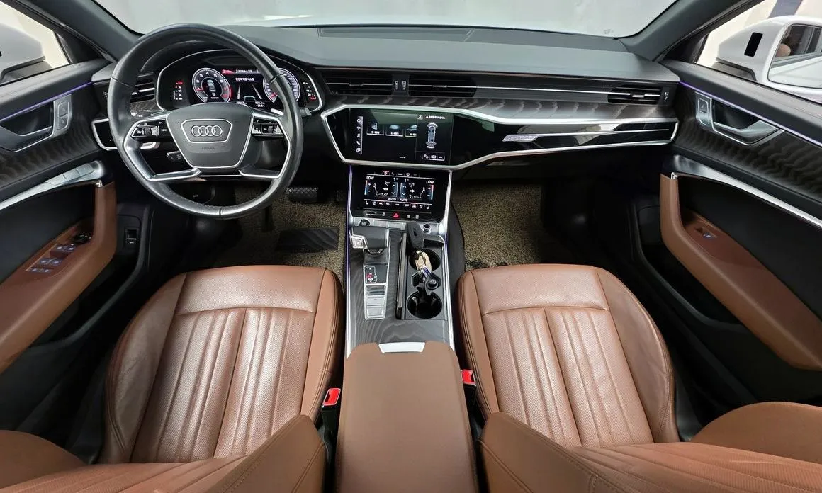 Audi A6 — фото 7