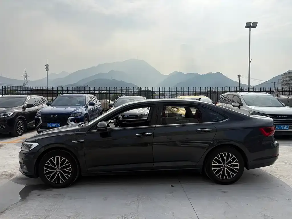 Volkswagen Sagitar 2021 из CN, фото 8