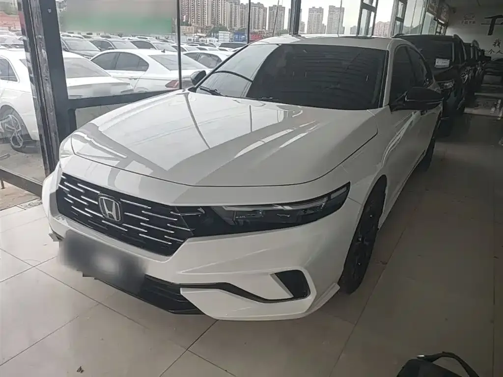 Honda Accord — фото 10