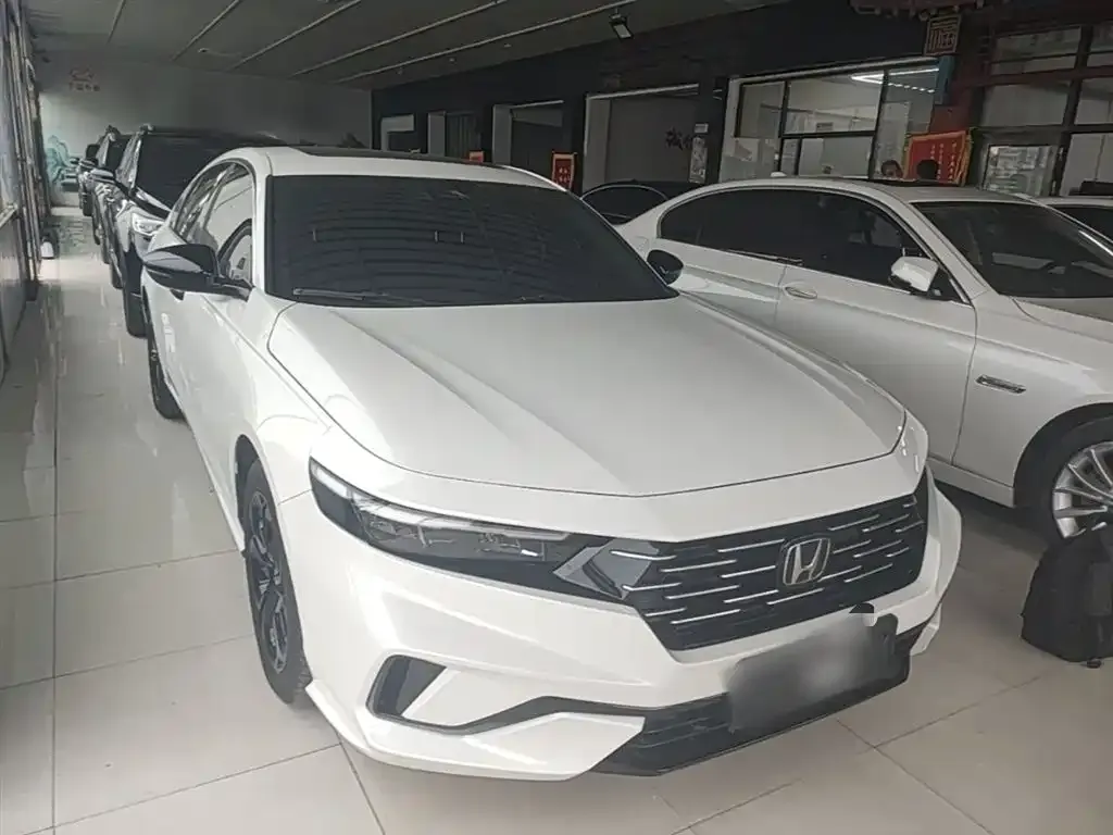 Honda Accord — фото 5