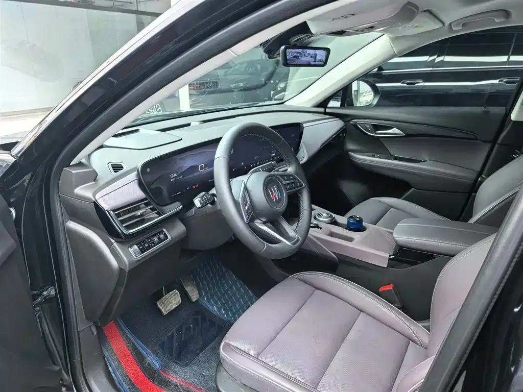 Buick Envision Plus — фото 5