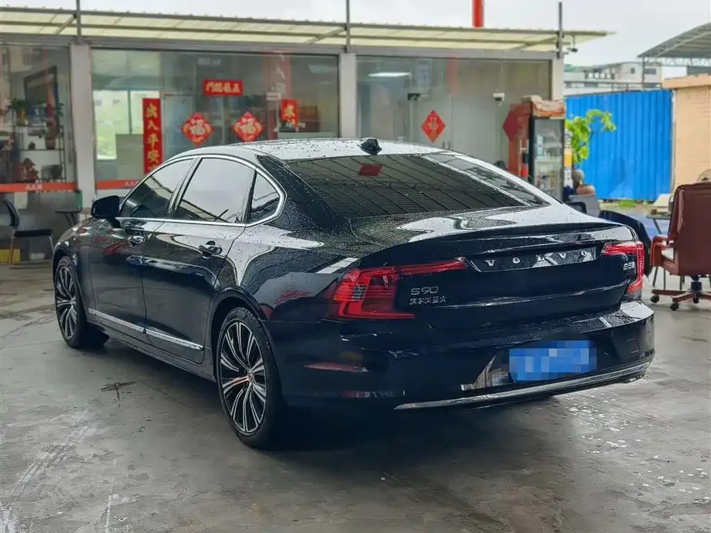 Volvo S90 — фото 3