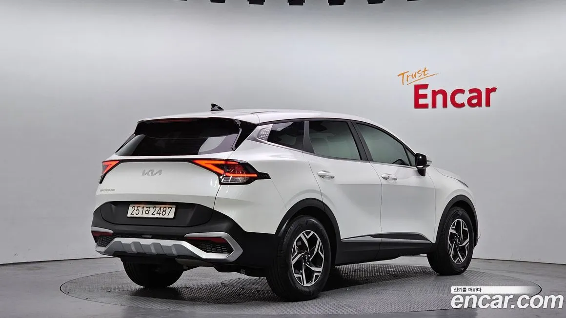 Kia Sportage — фото 3