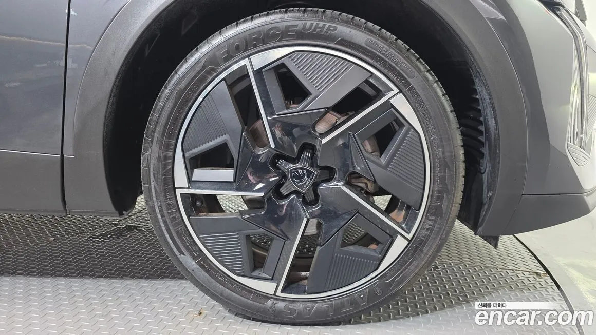 Peugeot 408 2023 из KR, фото 10