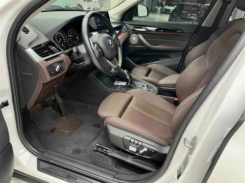 BMW X1 2022 из CN, фото 10