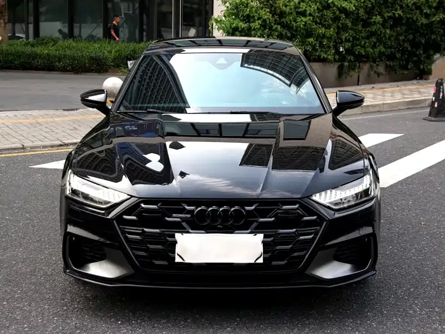 Audi A7L — фото 10