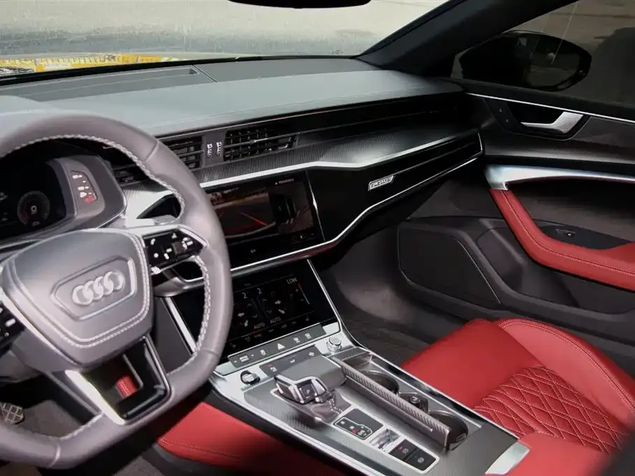 Audi A7L — фото 7
