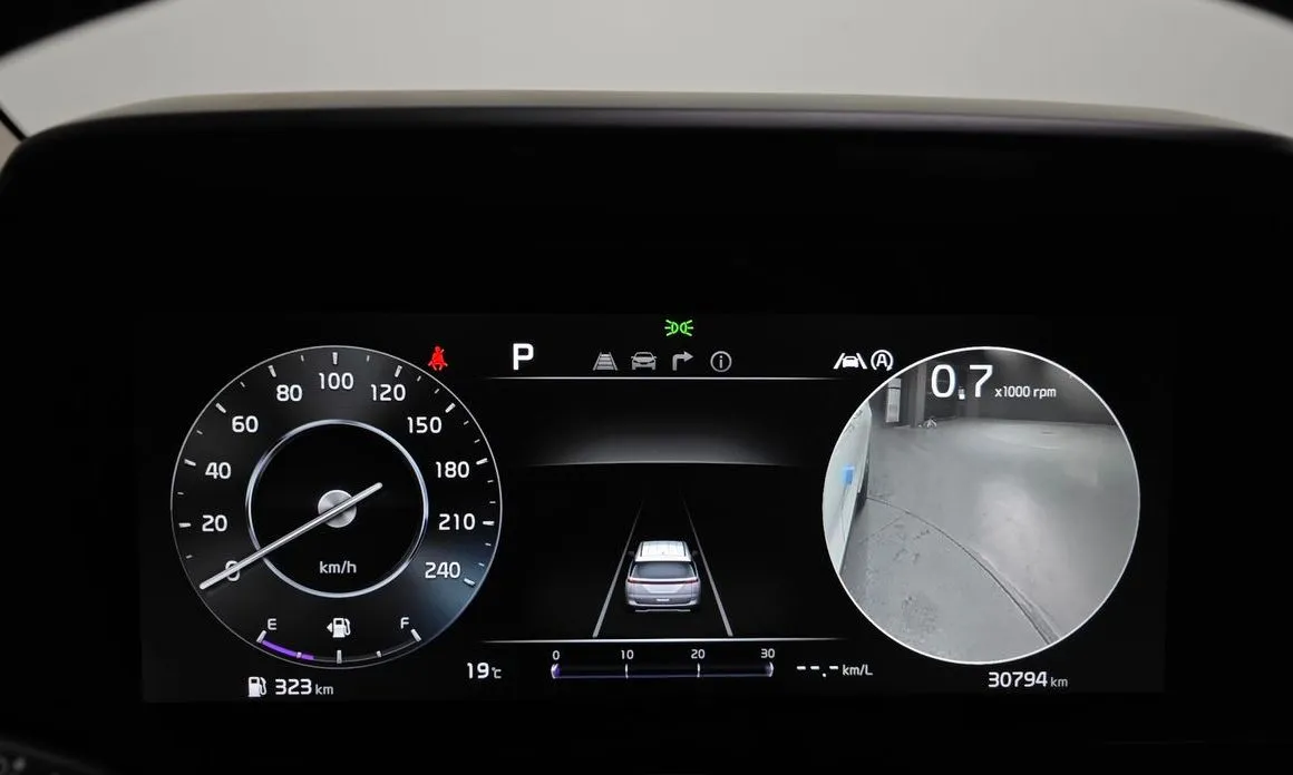 Kia Carnival 2023 из KR, фото 2